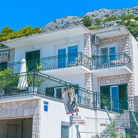Apartments With A Parking Space Brela, Makarska - 16603 Esterno foto