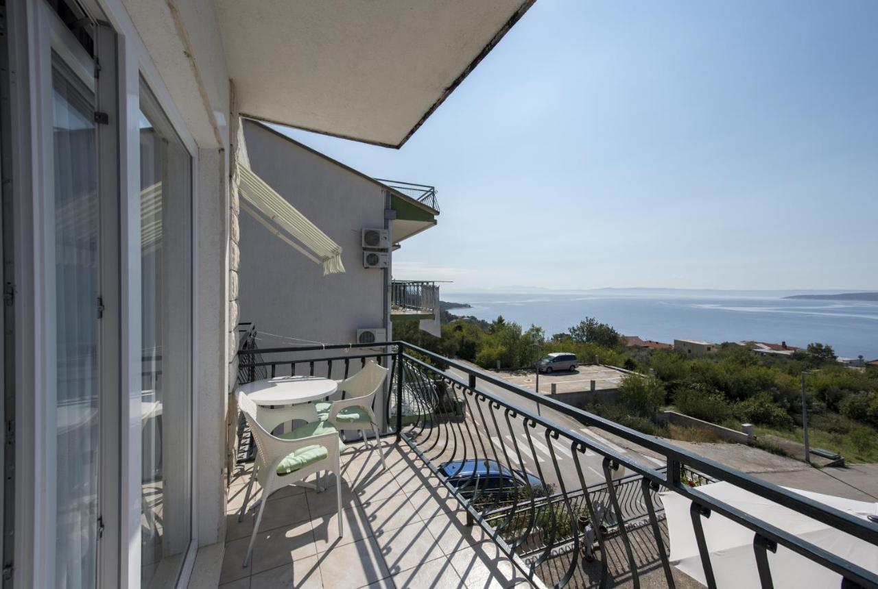 Apartments With A Parking Space Brela, Makarska - 16603 Esterno foto