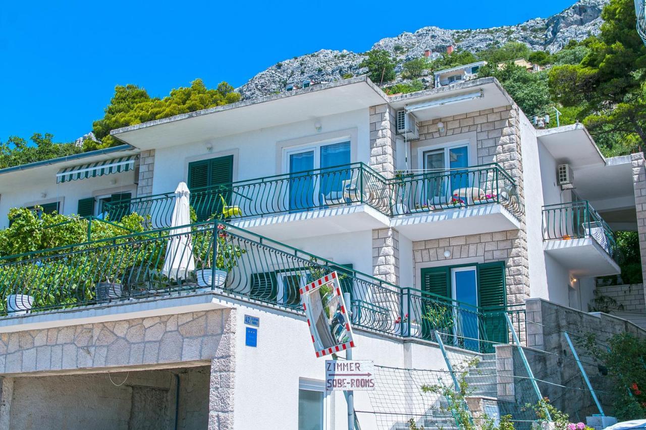 Apartments With A Parking Space Brela, Makarska - 16603 Esterno foto