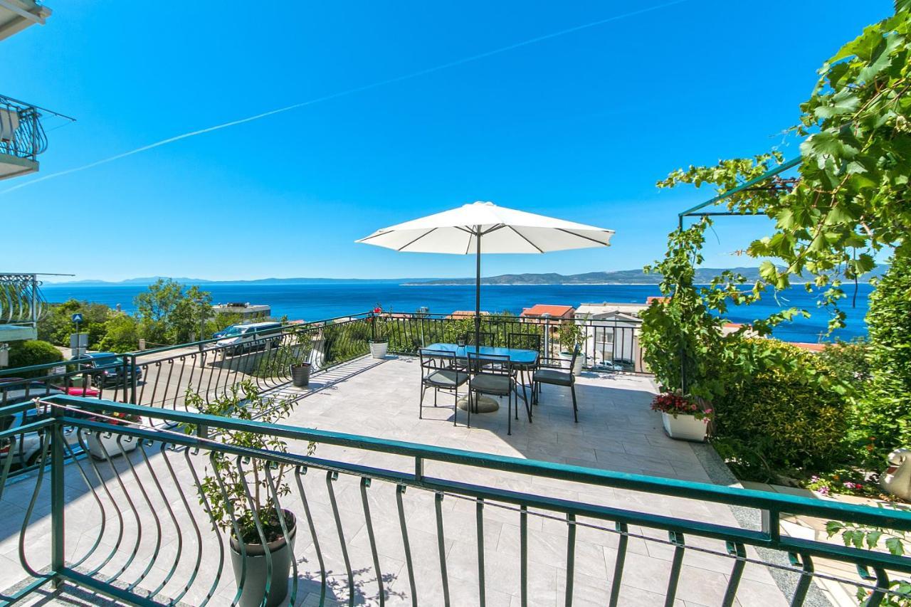 Apartments With A Parking Space Brela, Makarska - 16603 Esterno foto