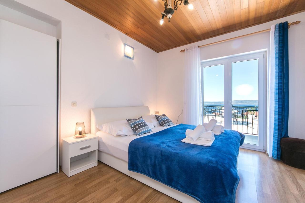 Apartments With A Parking Space Brela, Makarska - 16603 Esterno foto