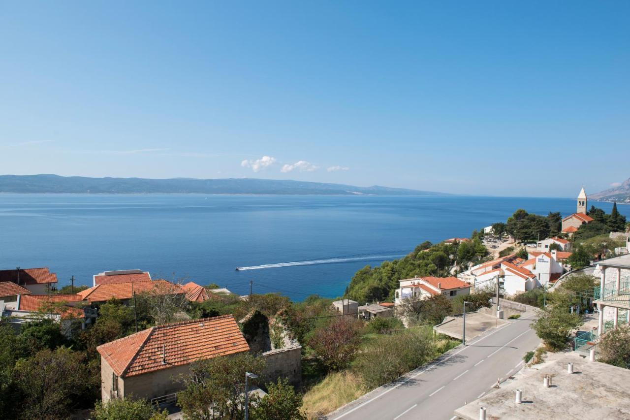 Apartments With A Parking Space Brela, Makarska - 16603 Esterno foto